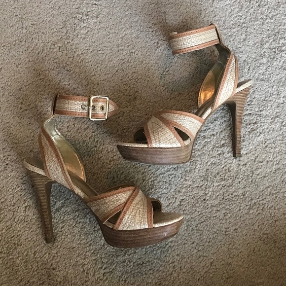 Guess Tan Ankle Strap Heel Sandal - Picture 1 of 9
